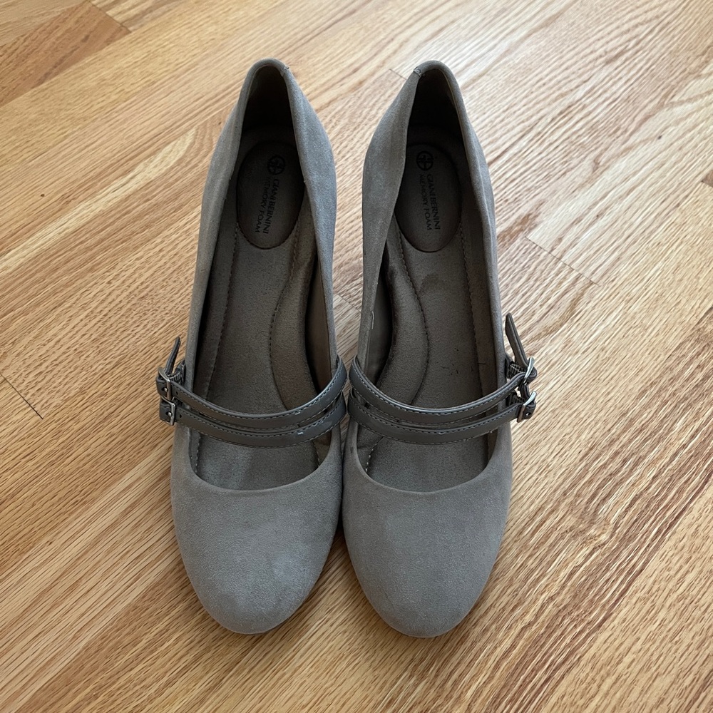 Mary Jane heels Bundle of pumps/heels